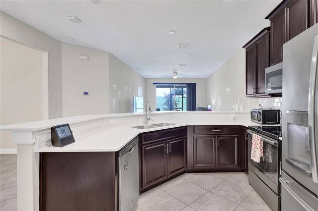 3541 BELLAND CIRCLE C, Clermont, FL 34711