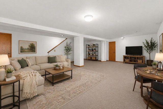 W135N8103 Wood COURT, Menomonee Falls, WI 53051