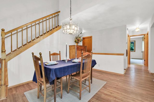 W135N8103 Wood COURT, Menomonee Falls, WI 53051