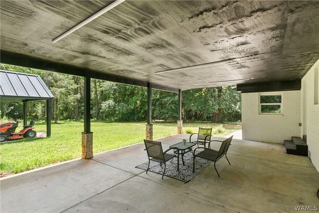 9596 Alabama Highway 60, Moundville, AL 35474