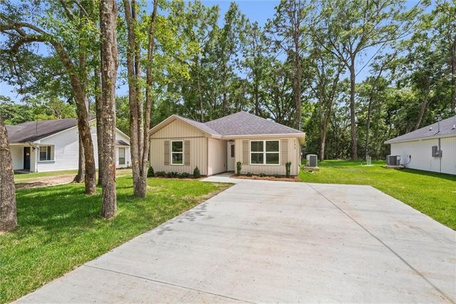 233 Viola Avenue, Saraland, AL 36571