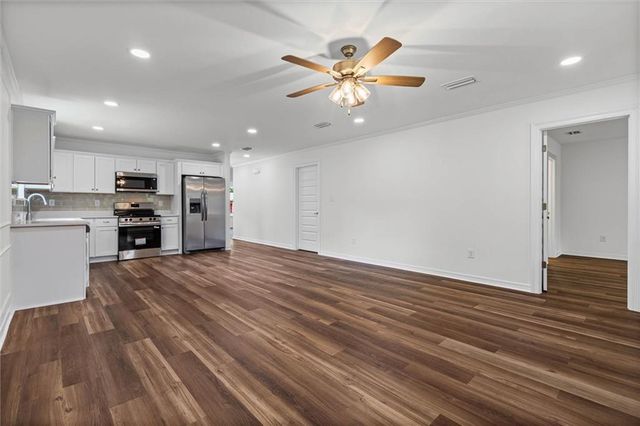 233 Viola Avenue, Saraland, AL 36571