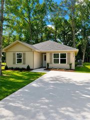 233 Viola Avenue, Saraland, AL 36571