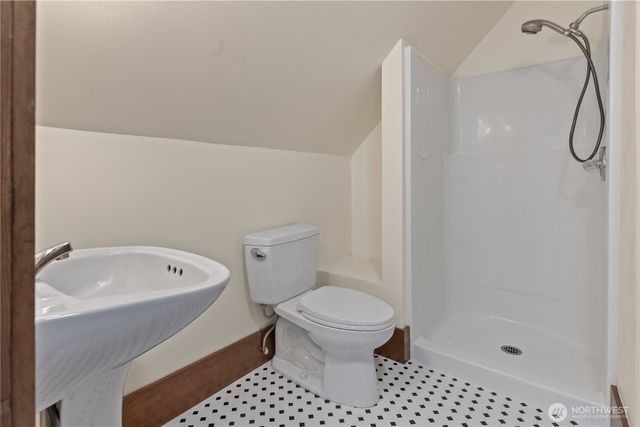 1371 W Axton Road, Ferndale, WA 98248