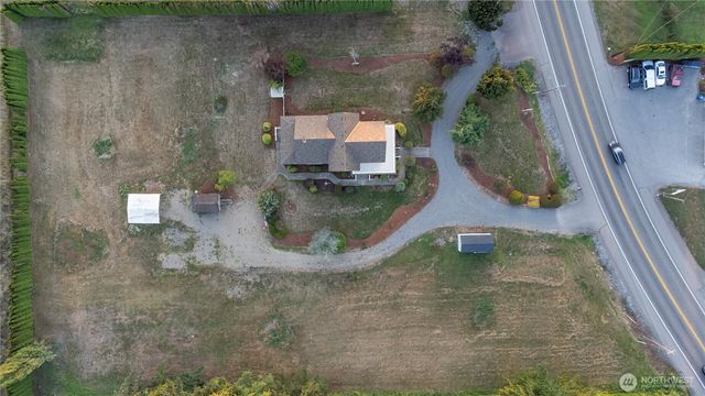 1371 W Axton Road, Ferndale, WA 98248