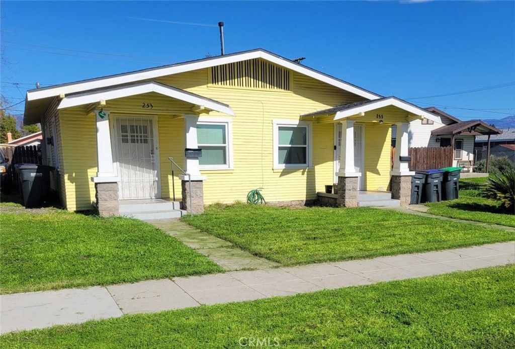 253 E E, Colton, CA 92324