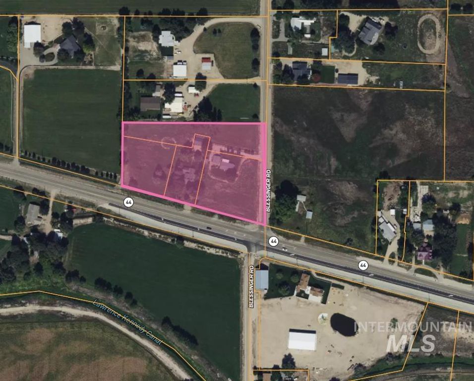 22387 Blessinger Rd, Star, ID 83669 photo 6