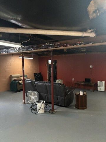 7050 N Poplar Road, Freesoil Twp, MI 49411