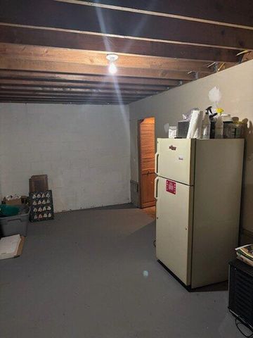 7050 N Poplar Road, Freesoil Twp, MI 49411