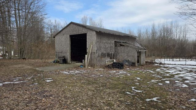 7050 N Poplar Road, Freesoil Twp, MI 49411