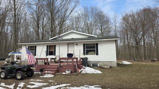 7050 N Poplar Road, Freesoil Twp, MI 49411