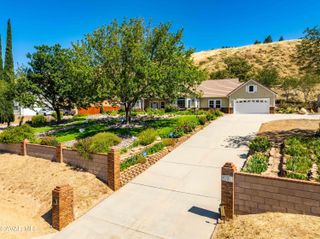 9251 Elizabeth Lake Road, Leona Valley, CA 93551