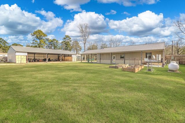 289 County Road 2250, Cleveland, TX 77327