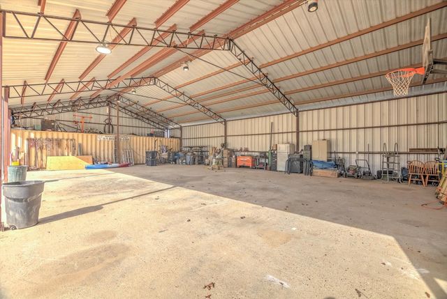 289 County Road 2250, Cleveland, TX 77327