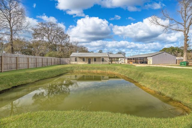 289 County Road 2250, Cleveland, TX 77327