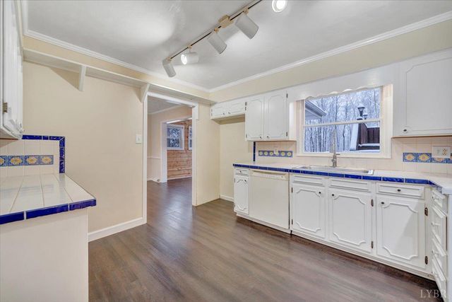 1261 Bear Creek Loop, Bedford, VA 24523