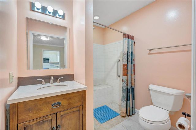 1261 Bear Creek Loop, Bedford, VA 24523