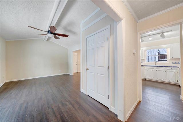 1261 Bear Creek Loop, Bedford, VA 24523