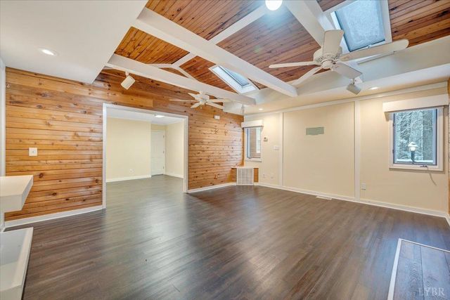 1261 Bear Creek Loop, Bedford, VA 24523