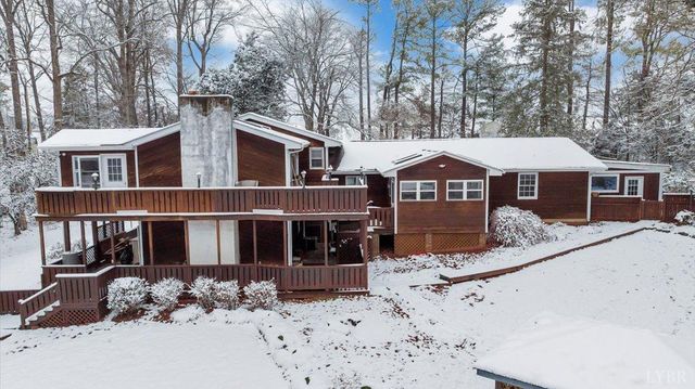 1261 Bear Creek Loop, Bedford, VA 24523