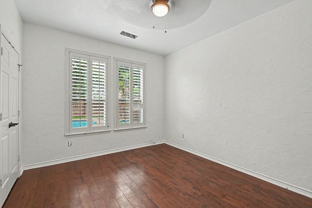 5201 White Sands Drive, Fort Worth, TX 76137