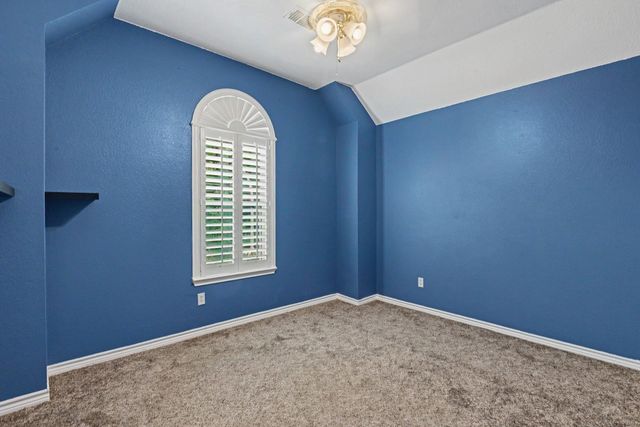 5201 White Sands Drive, Fort Worth, TX 76137