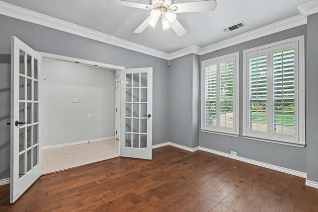 5201 White Sands Drive, Fort Worth, TX 76137