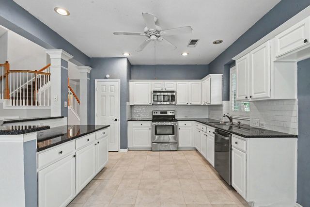 5201 White Sands Drive, Fort Worth, TX 76137