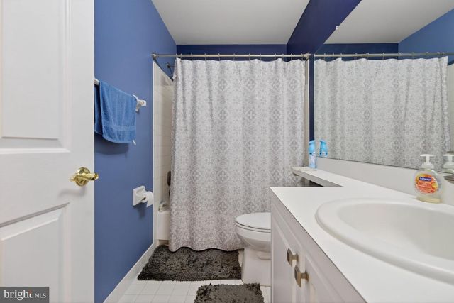22 VERSAILLES BLVD, Cherry Hill, NJ 08003