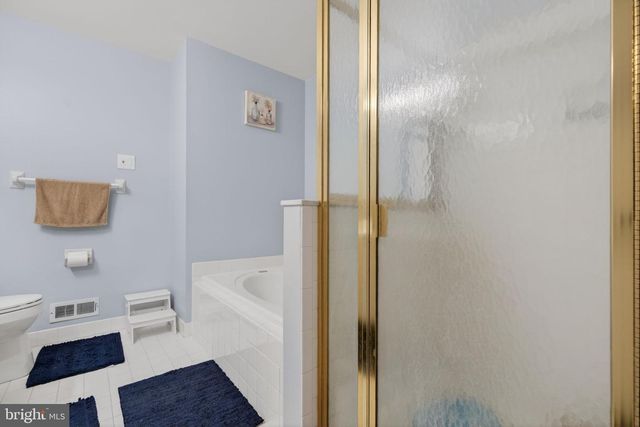 22 VERSAILLES BLVD, Cherry Hill, NJ 08003