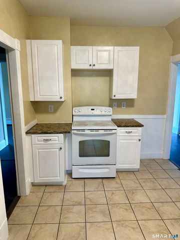 134 Queen Street, Bristol, CT 06010