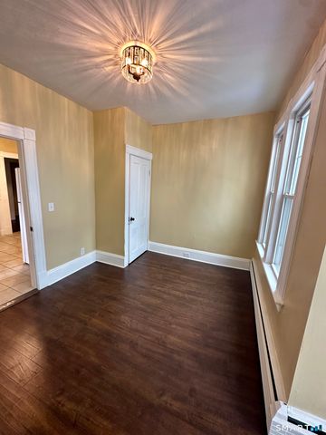 134 Queen Street, Bristol, CT 06010