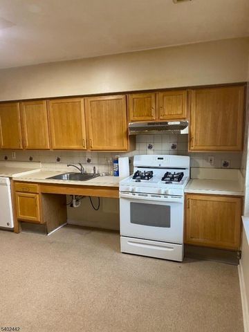 268 W Kinney St, Newark City, NJ 07103