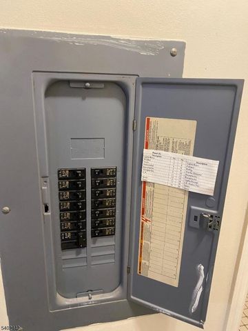 268 W Kinney St, Newark City, NJ 07103