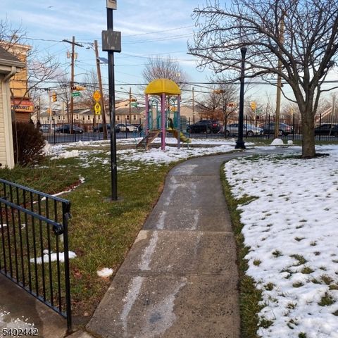 268 W Kinney St, Newark City, NJ 07103