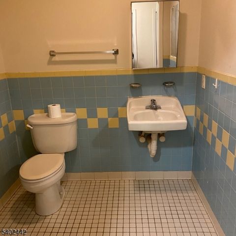 268 W Kinney St, Newark City, NJ 07103