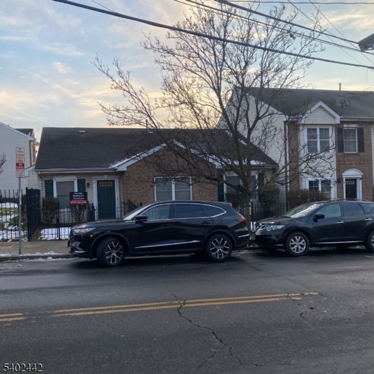 268 W Kinney St, Newark City, NJ 07103