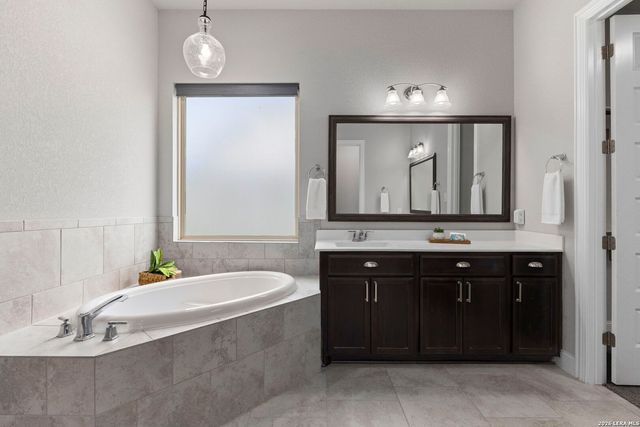 139 Destiny Dr, Boerne, TX 78006