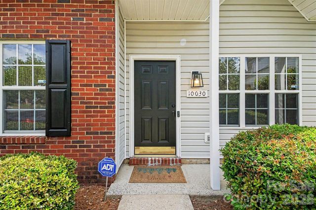 10030 Pergola View Court, Charlotte, NC 28213