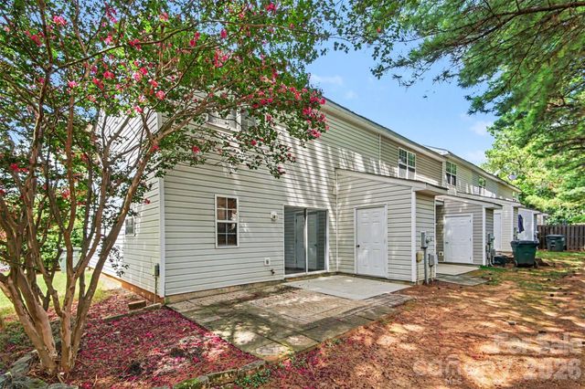 10030 Pergola View Court, Charlotte, NC 28213