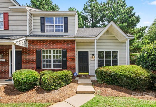 10030 Pergola View Court, Charlotte, NC 28213