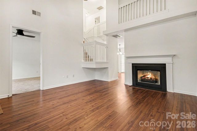 10030 Pergola View Court, Charlotte, NC 28213