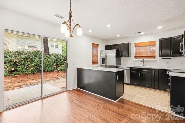 10030 Pergola View Court, Charlotte, NC 28213