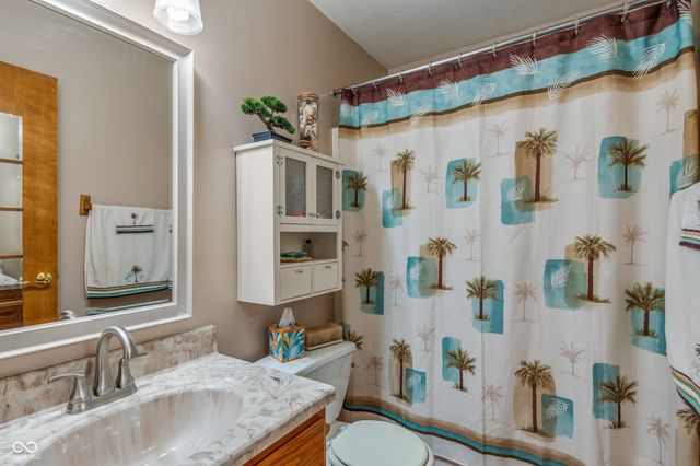 10272 Whitetail Circle, Fishers, IN 46037