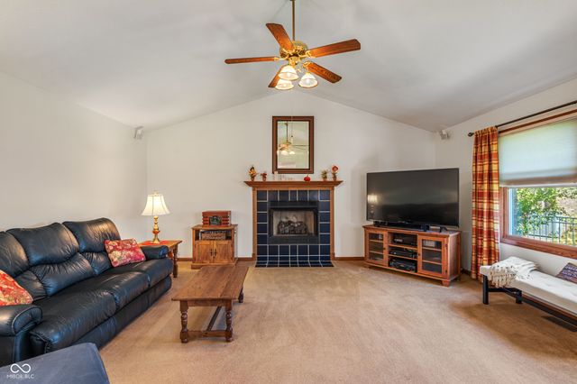 10272 Whitetail Circle, Fishers, IN 46037