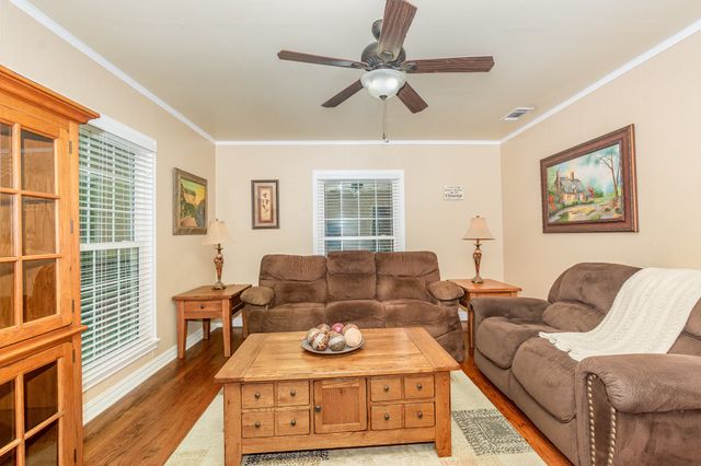 1401 W Shepherd Street, Denison, TX 75020