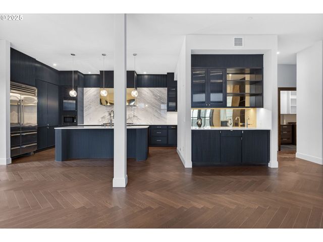 21 D Ave 5, Lake Oswego, OR 97034