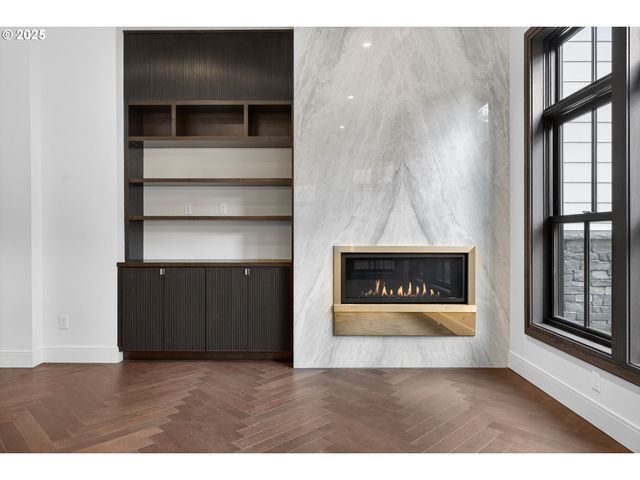 21 D Ave 5, Lake Oswego, OR 97034