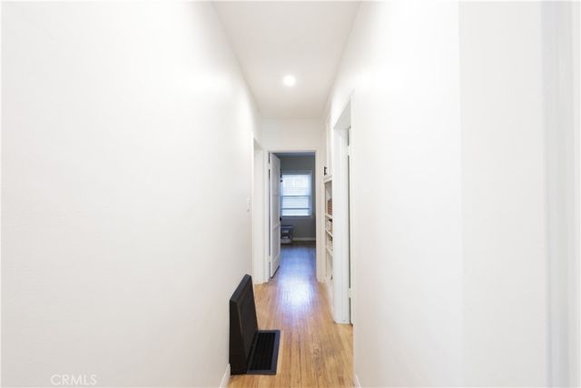 1238 N Kenwood, Burbank, CA 91505