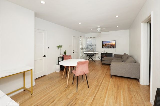 1238 N Kenwood, Burbank, CA 91505